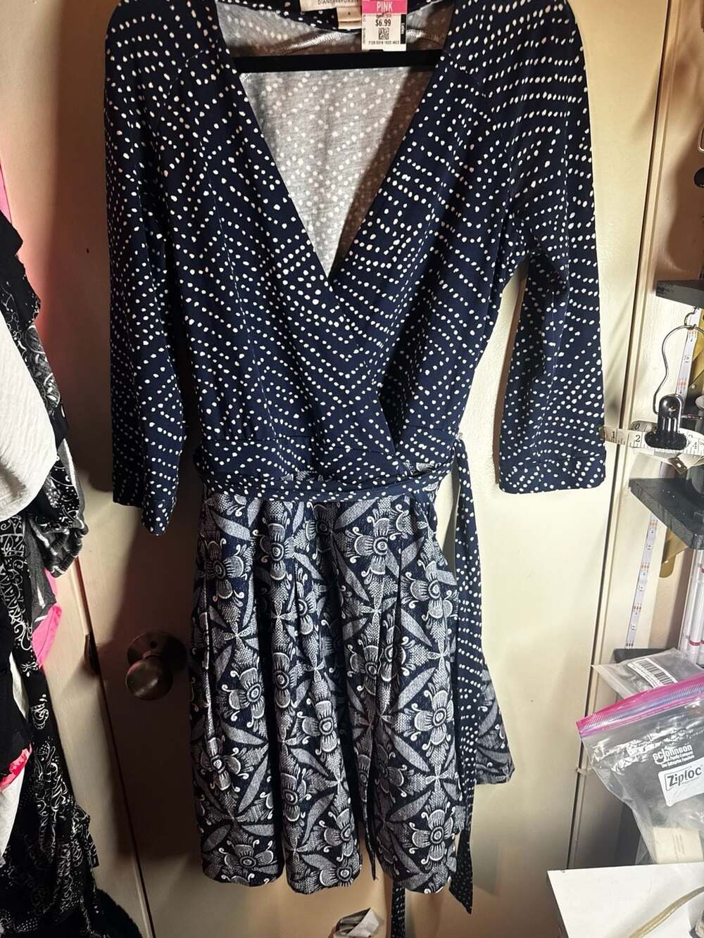 Diane Von Furstenberg DVF Jewel Batik Midnight Tile Floral Pleated Wrap Dress Si